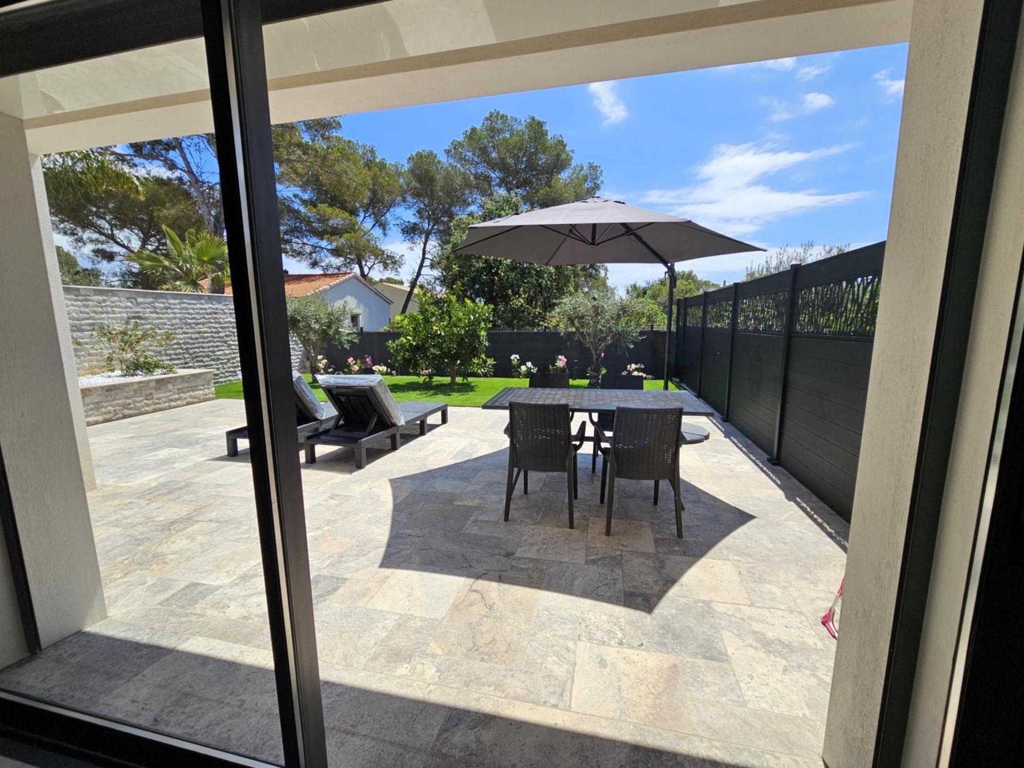 Etoile Du Berger Saint Aygulf 3 Villas Et 4 Appartements Jardin Individuel Et Piscine Chauffee En Saison - La Mer Et Les Plages 450 M Buitenkant foto