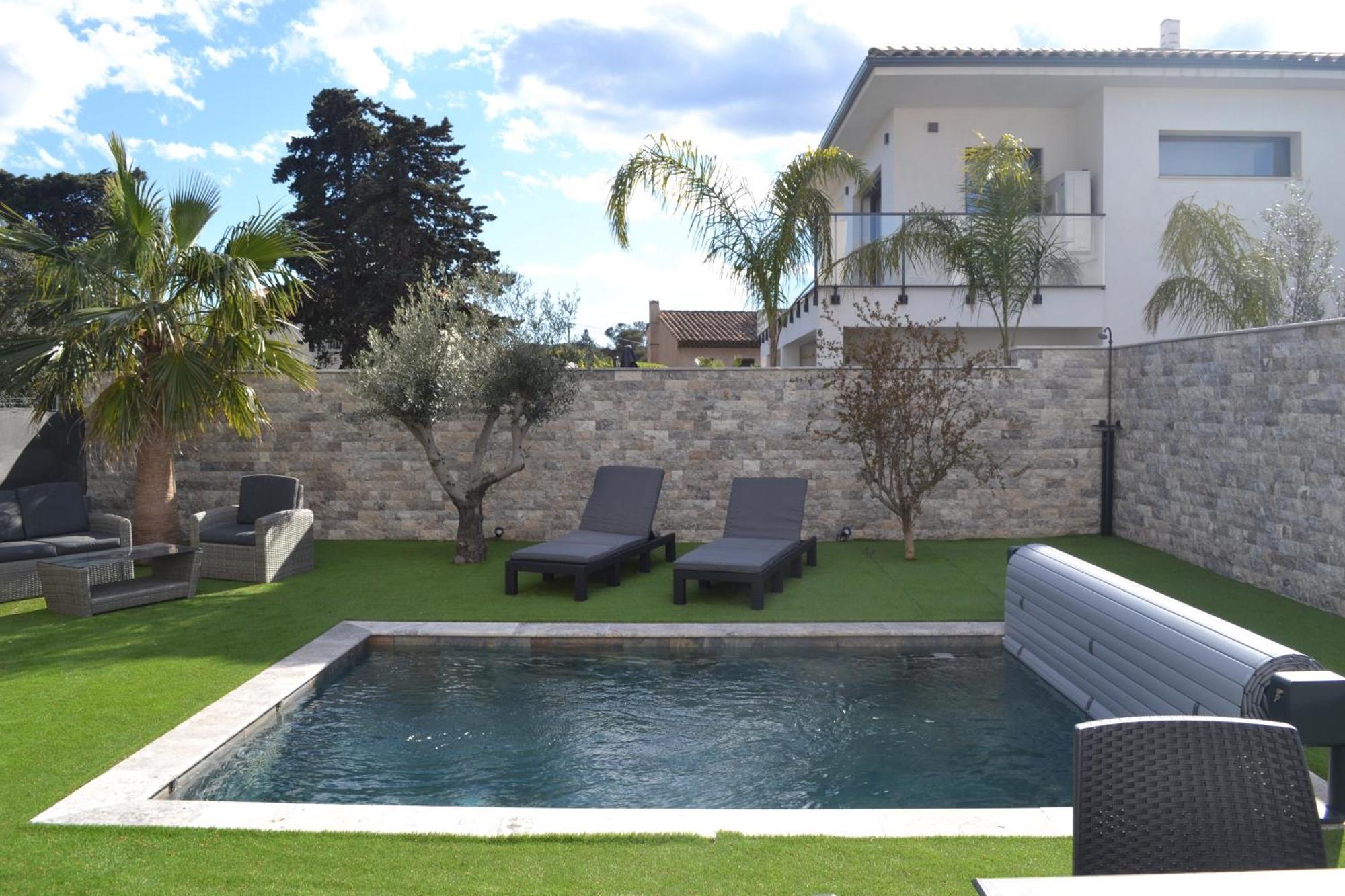 Etoile Du Berger Saint Aygulf 3 Villas Et 4 Appartements Jardin Individuel Et Piscine Chauffee En Saison - La Mer Et Les Plages 450 M Buitenkant foto