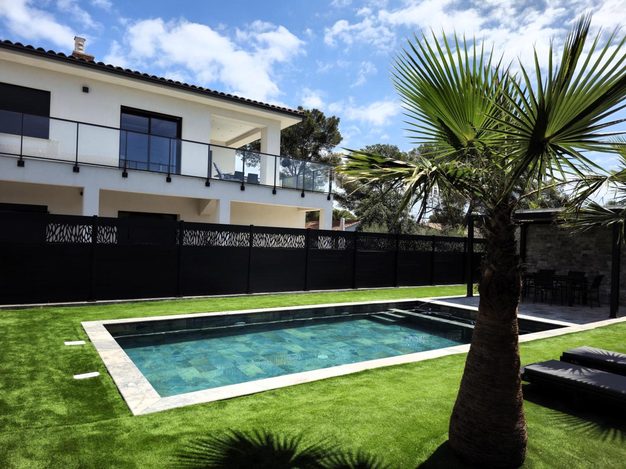 Etoile Du Berger Saint Aygulf 3 Villas Et 4 Appartements Jardin Individuel Et Piscine Chauffee En Saison - La Mer Et Les Plages 450 M Buitenkant foto